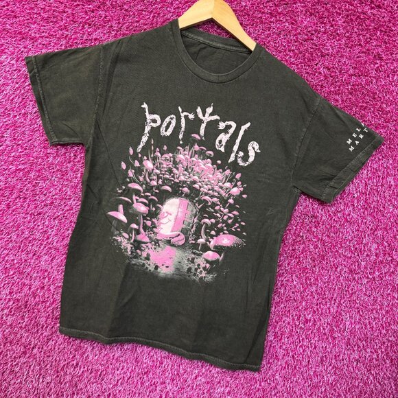 Melanie Martinez Magic Mushroom Forest Door Portals Tee M - Picture 3 of 5